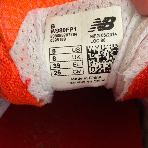 💜New balance fresh foam 980! Heidi Klum! Size 8! - Picture 3 of 5